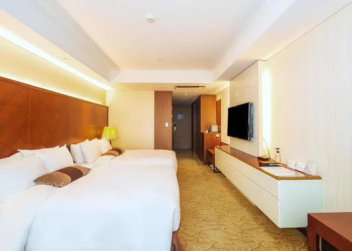 Hotel Koreana 4*