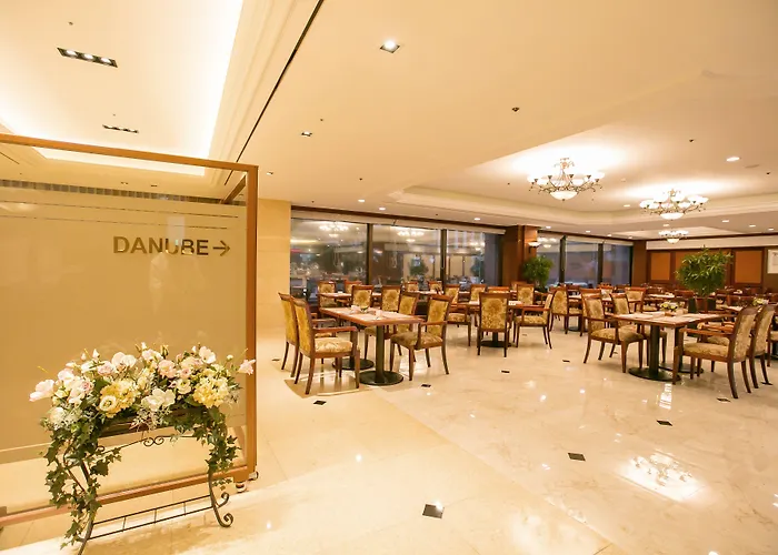 Koreana Hotel 4*