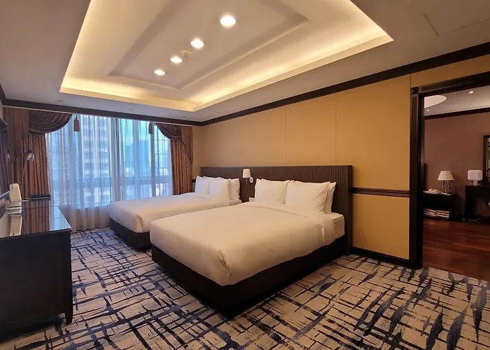 Koreana Hotel 4*
