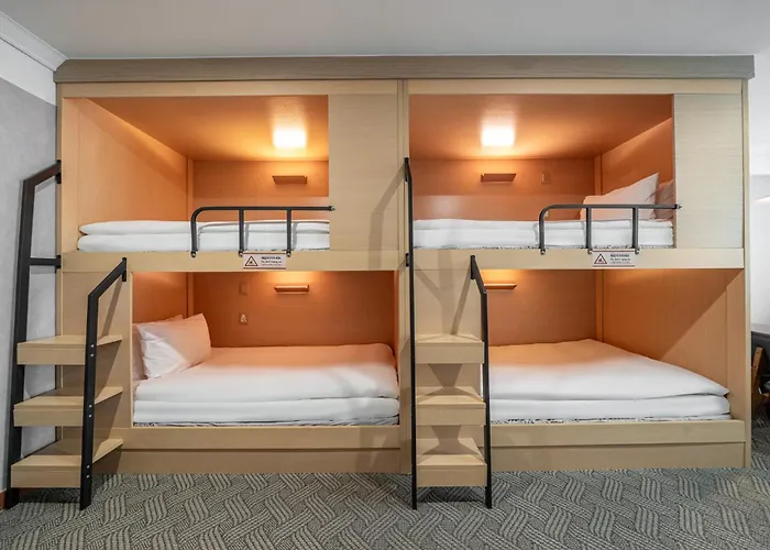Hotel Koreana 4*