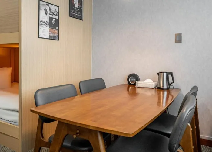 Koreana Hotel 4*