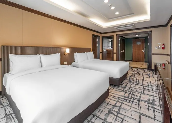 Koreana Hotel 4*